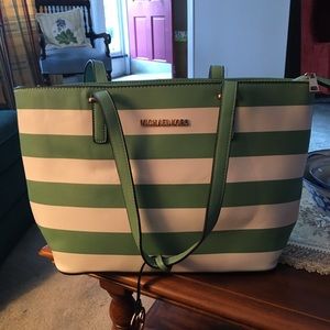 Michael Kors - like bag